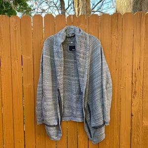 Aritzia sweatshirt Cardigan